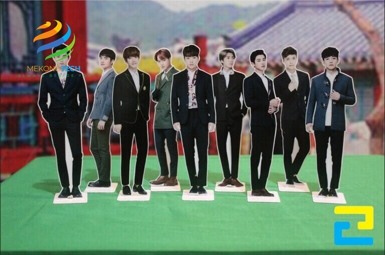 Nhận in standee hình người lấy ngay trong ngày tại tpHcm